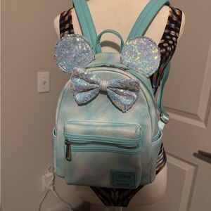 Disney Minnie Mouse Blue Sequin Loungefly Backpack – Sparkly – Used